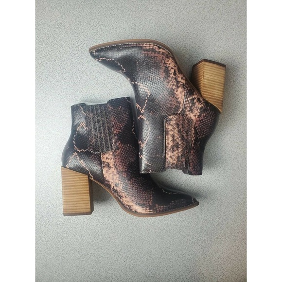 Steve Maden ankle boots brown Snake print sz 9 - Picture 2 of 7